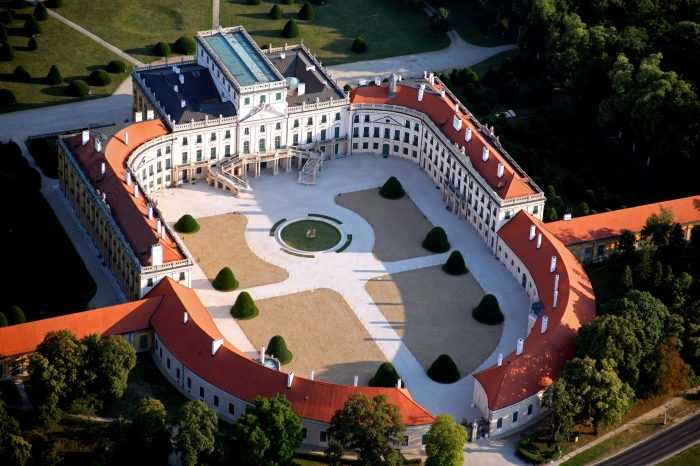 Point of interest - Fertőd - Szent Antal Chapel (Esterházy Castle) Point of interest - Fertőd - Szent Antal Chapel (Esterházy Castle)