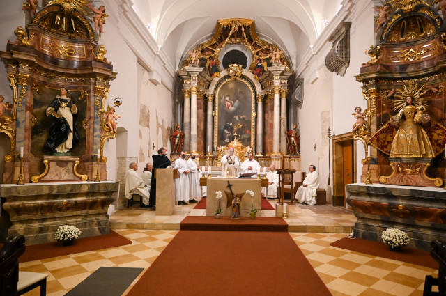 Monuments of the Dominican Order in the Church of St. Martin in Szombathely Monuments of the Dominican Order in the Church of St. Martin in Szombathely