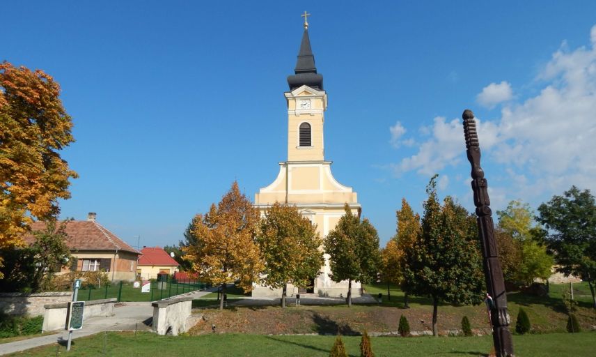Látnivalók - Hédervár - Szent Mihály-templom