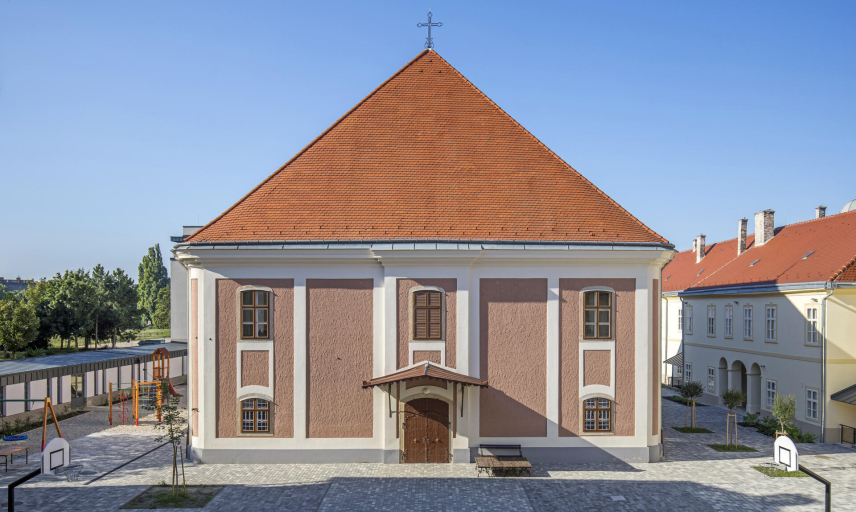 Látnivalók - Győr (Újváros) - Evangélikus öregtemplom Látnivalók - Győr (Újváros) - Evangélikus öregtemplom